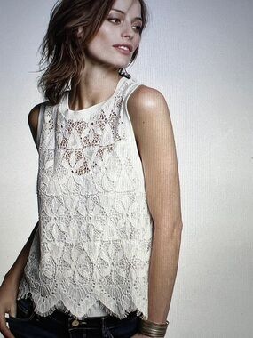 Anthropologie Scalloped Lace Tank by Deletta